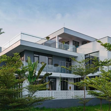 Flamingos Dai Lai Resort - Villa Tu Nhan Co Bbq Hanoi Exterior photo
